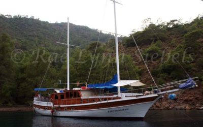 Blue Cruise: Sailing the Turquoise Coast on a Wooden Gulet